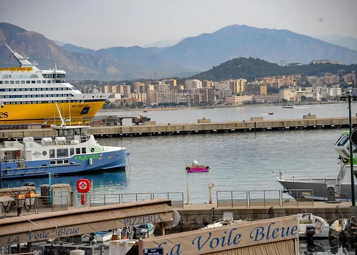 Les Du Pecheur - Hypercentre - Clim - Trip 3* אז'אקסיו