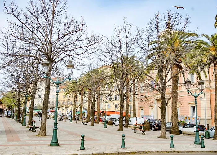 Les Du Pecheur - Hypercentre - Clim - Trip מלון דירות